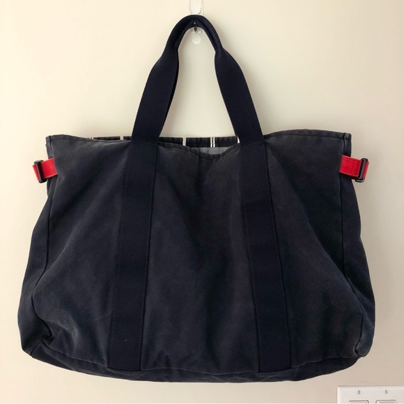 Chanel Large Navy Classic Tote Bag - Picture 7 of 16